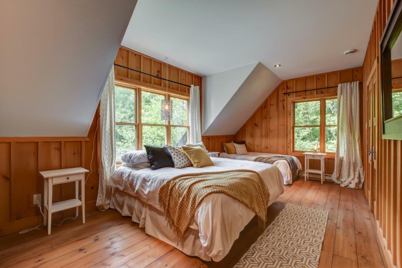 Chic Log Chalet With Hot Tub - Mont-Tremblant North Side By Reserver.Ca Lac-Superieur 外观 照片