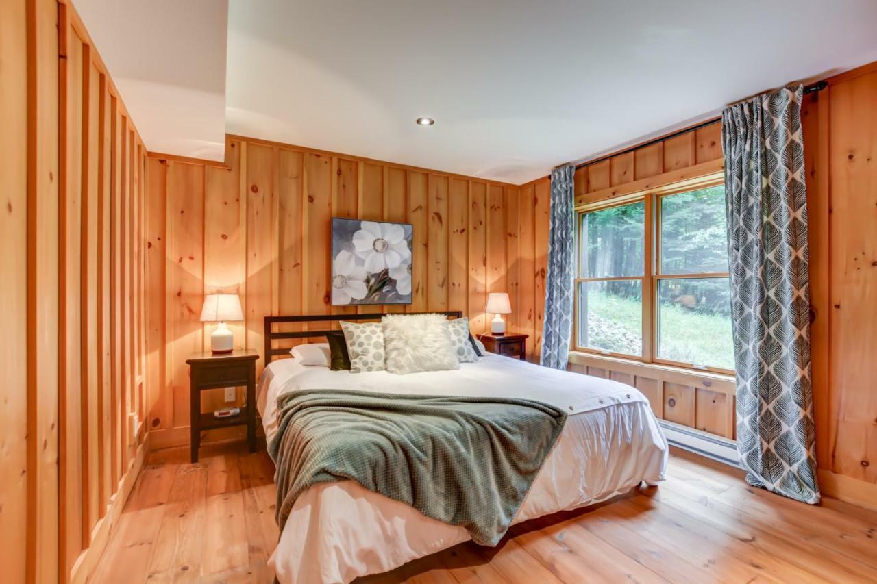 Chic Log Chalet With Hot Tub - Mont-Tremblant North Side By Reserver.Ca Lac-Superieur 外观 照片
